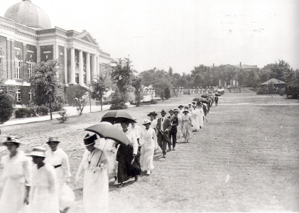 tuskegee_commencement-5_2_1917
